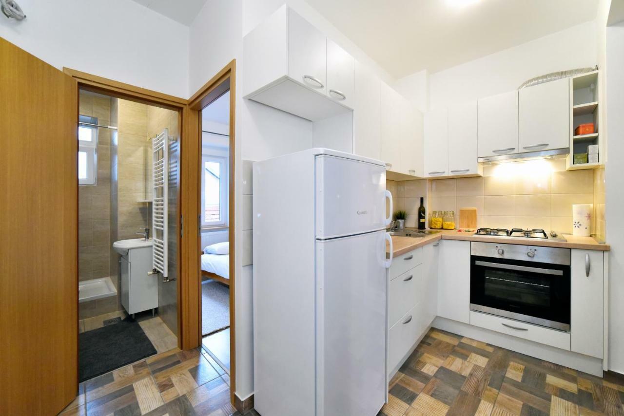 Block Apartment Maks ซาเกร็บ ภายนอก รูปภาพ